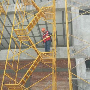 andamios-con-escaleras
