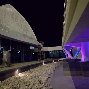 luz-morada-iluminacion-nocturna